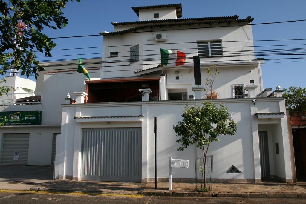 Pousada Italia Hotel Uberlandia Exterior photo